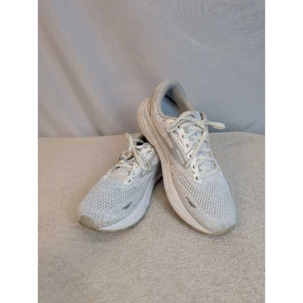 Brooks Adrenaline GTS 23 White Silver Men's Running Shoes Size 13 B